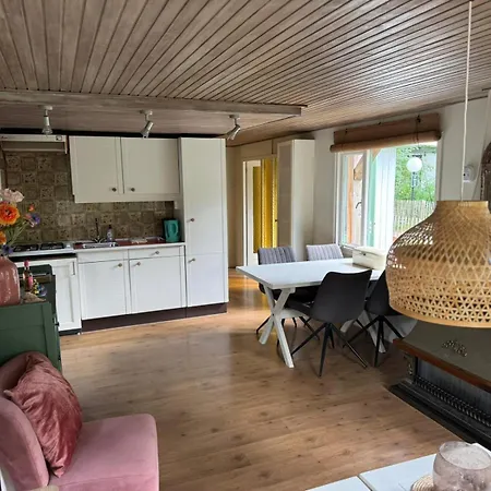 Peaceful Forestpark, Bikes Included, Pool, Dog Welcome * Doornspijk